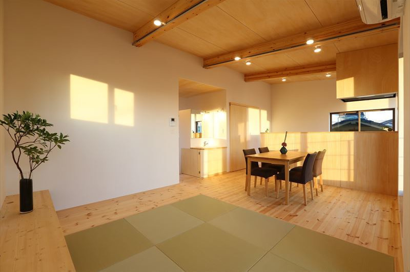 和室スペースは琉球畳を採用
