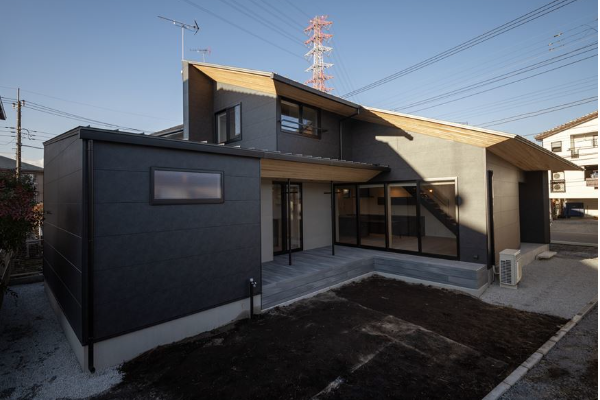 和風モダンな外観